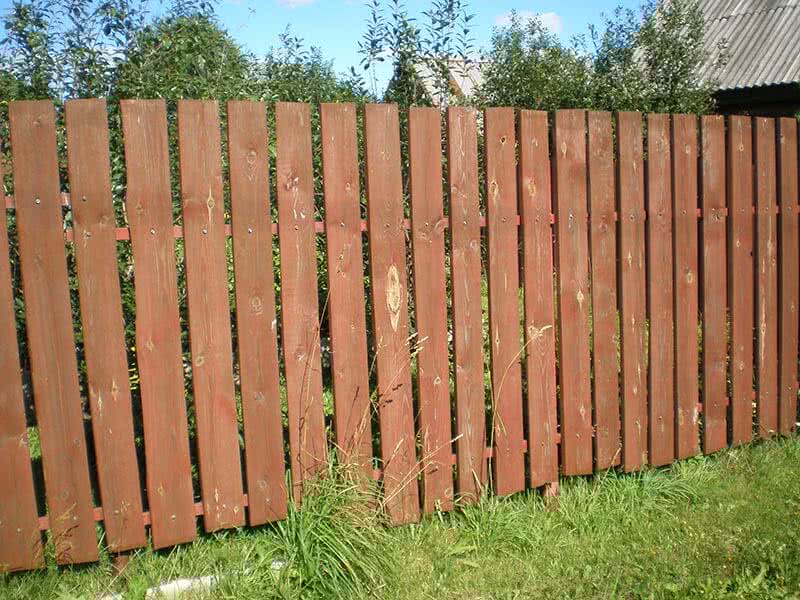 Забор для загородной дачи